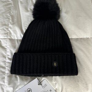Bogner NWT- Ranya Ribbed Cashmere beanie hat with faux fur Pom Pom-BLACK